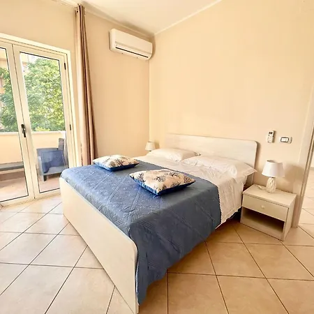 Luna Di Sale - Romantic Sea & Guest house *