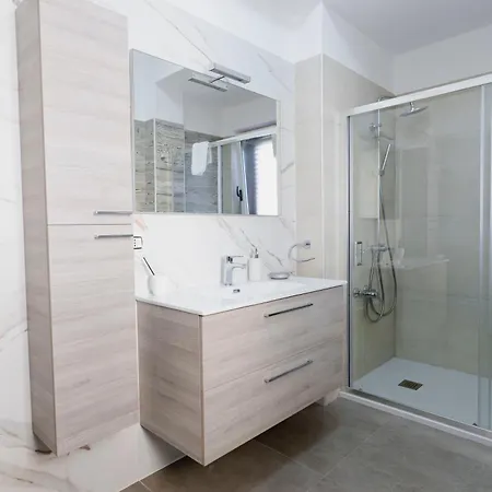 Luna Di Sale - Romantic Sea &